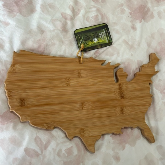 USA Bamboo Cutting & Serving Board NWT - Picture 1 of 8